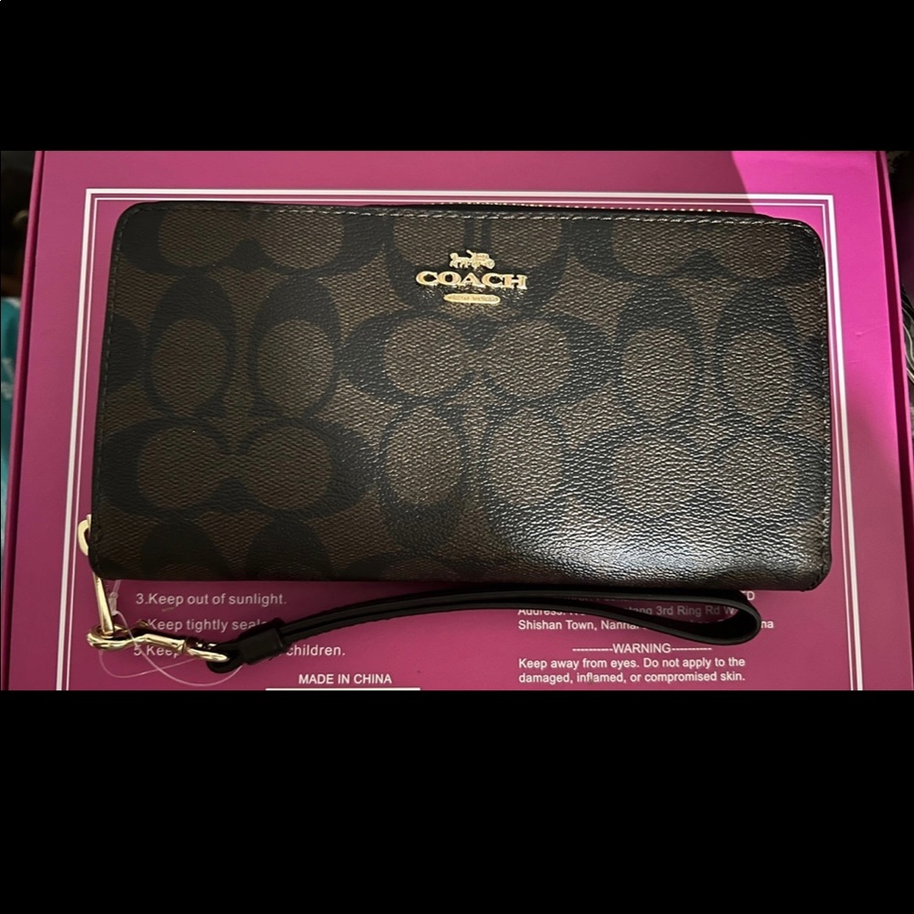 Coach wallet